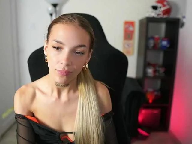alexxisky's Thumb Image