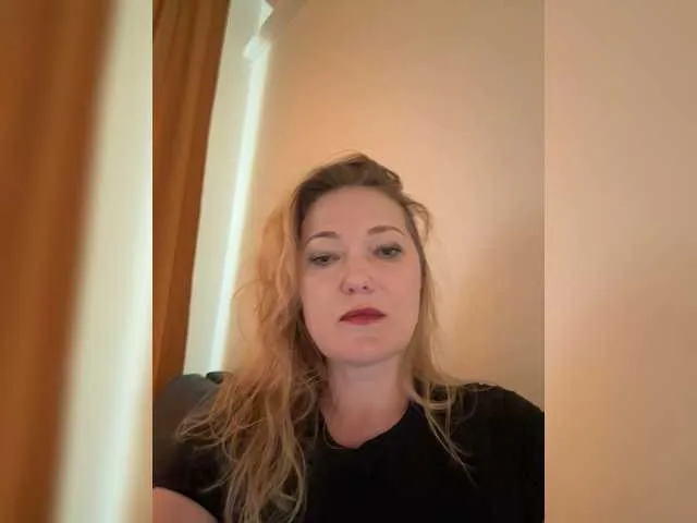 KlavaDavai – webcam model profile photo