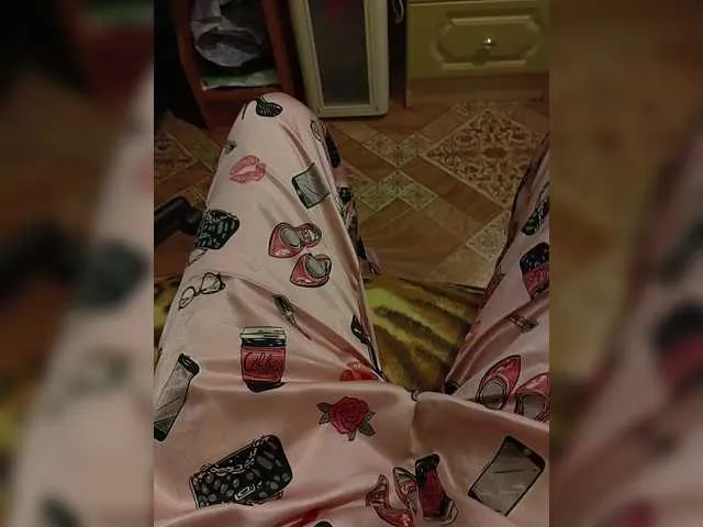 ZaraSss – webcam model profile photo