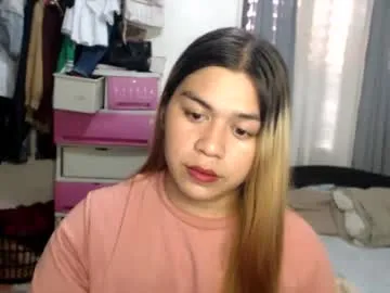 lovely_ricaxxx's Thumb Image