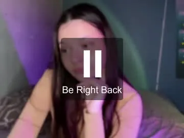 purple_peach – webcam model profile photo