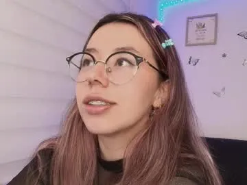 sweettvera_ – webcam model profile photo