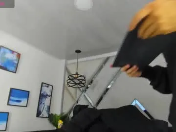 yiyo10_ – webcam model profile photo