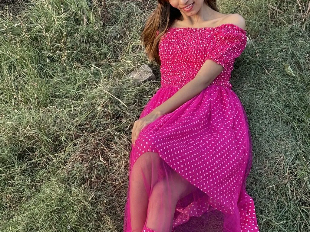 AngelOne – webcam model profile photo