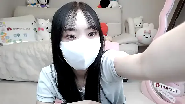 -momoo- – webcam model profile photo