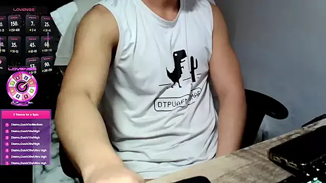 0066top – webcam model profile photo