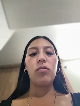 Emily-7_ – webcam model profile photo