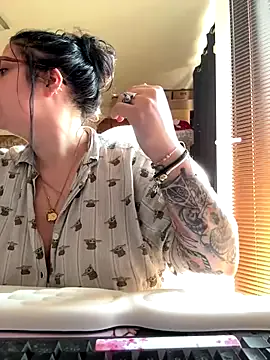 emy_corpse's Thumb Image