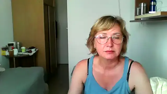 IrynaMolbertx – webcam model profile photo