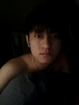 kiwibridy2 – webcam model profile photo