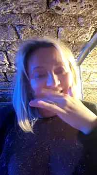 lady_charlyne – webcam model profile photo