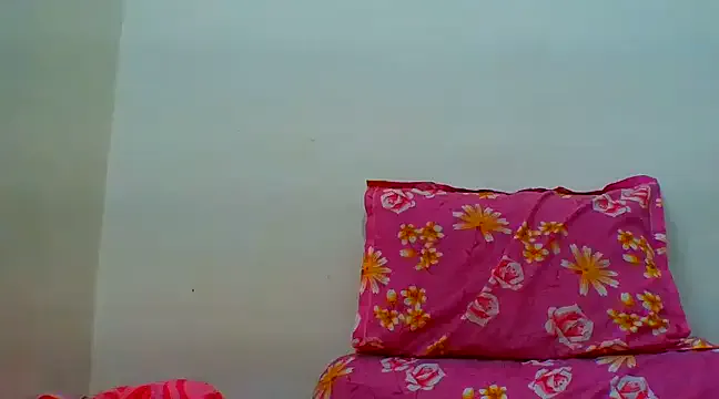 lilysstone12 – webcam model profile photo