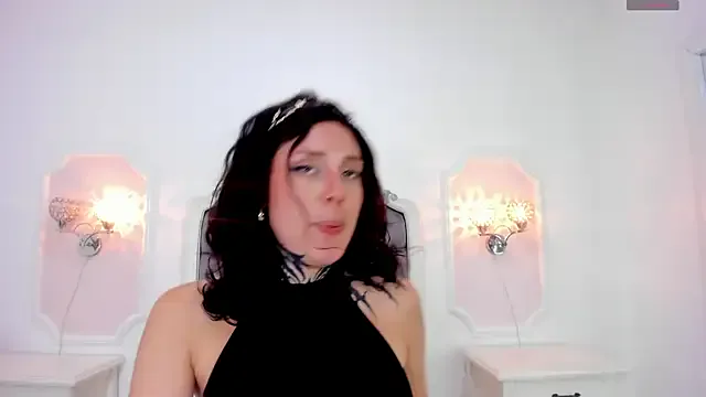 mystikdoll – webcam model profile photo